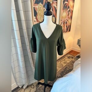 Crosby green shift dress size Small